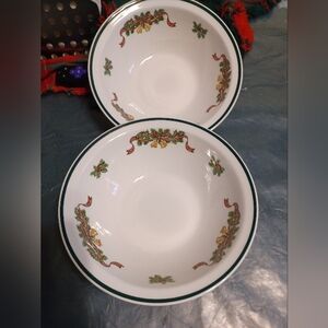 2 Serving Bowl 8", Johson Brothers, England Victorian Christmas, Green and Red